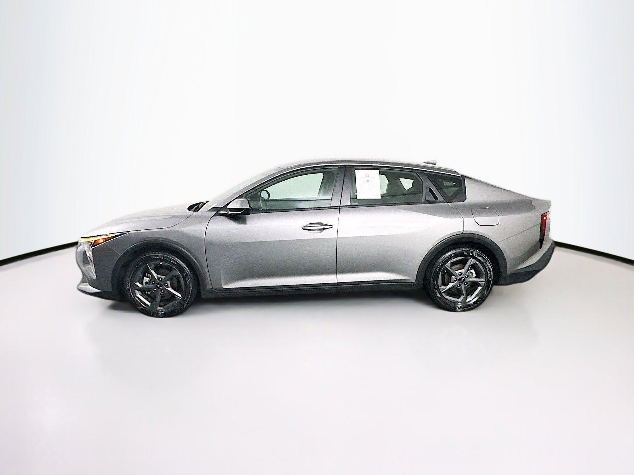 Used 2025 Kia K4 LXS image 4