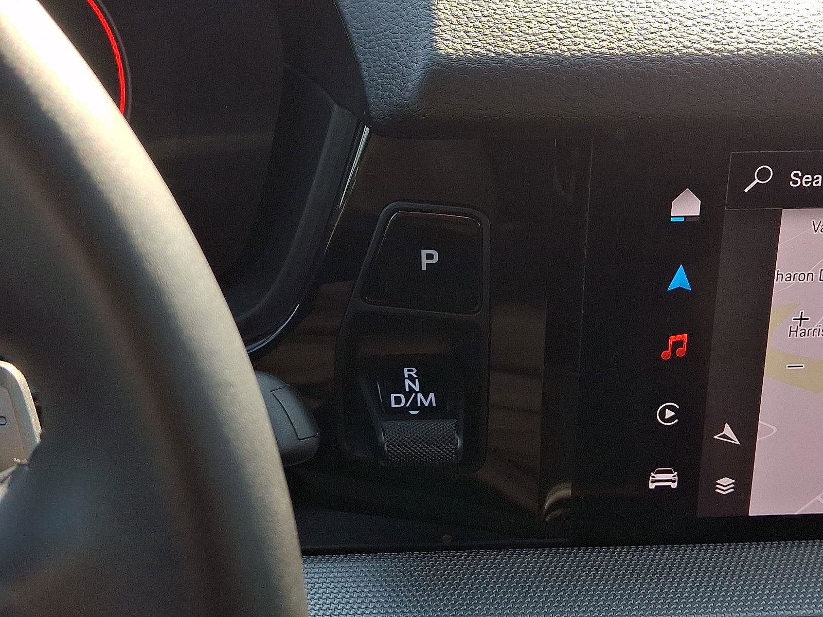 Used 2025 Porsche Cayenne S image 15