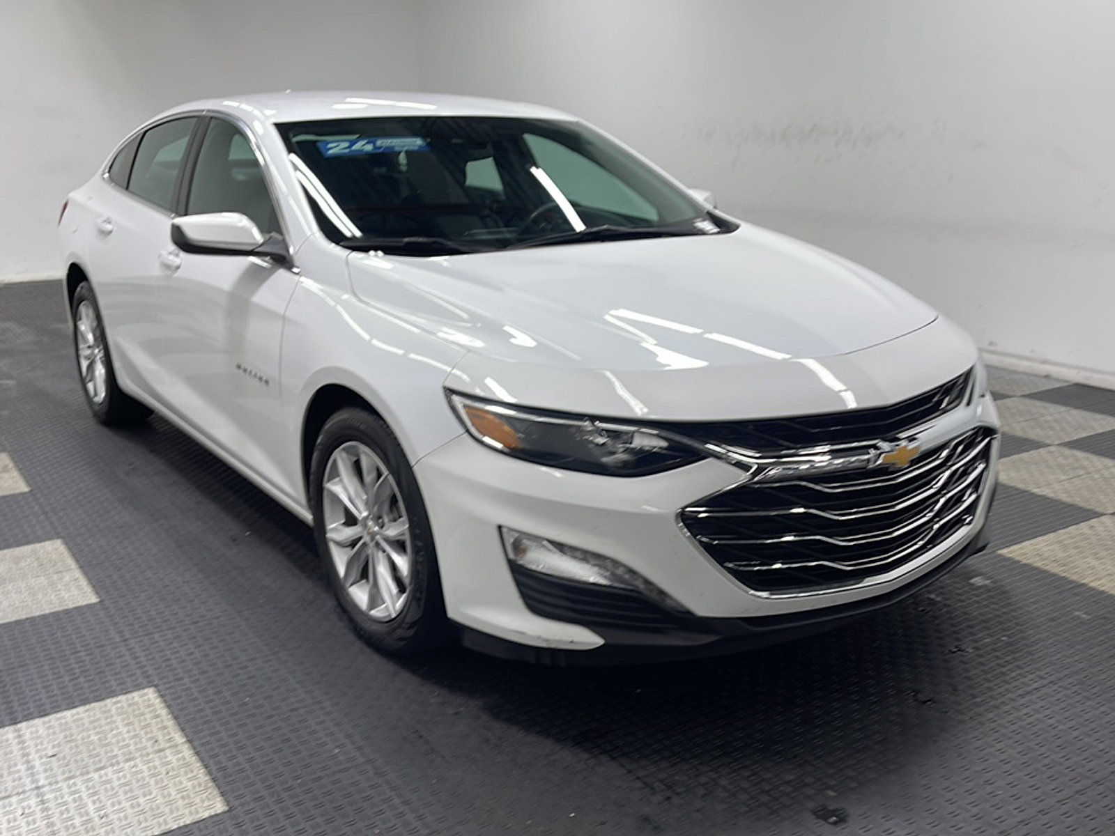 Used 2024 Chevrolet Malibu LT FWD image 23