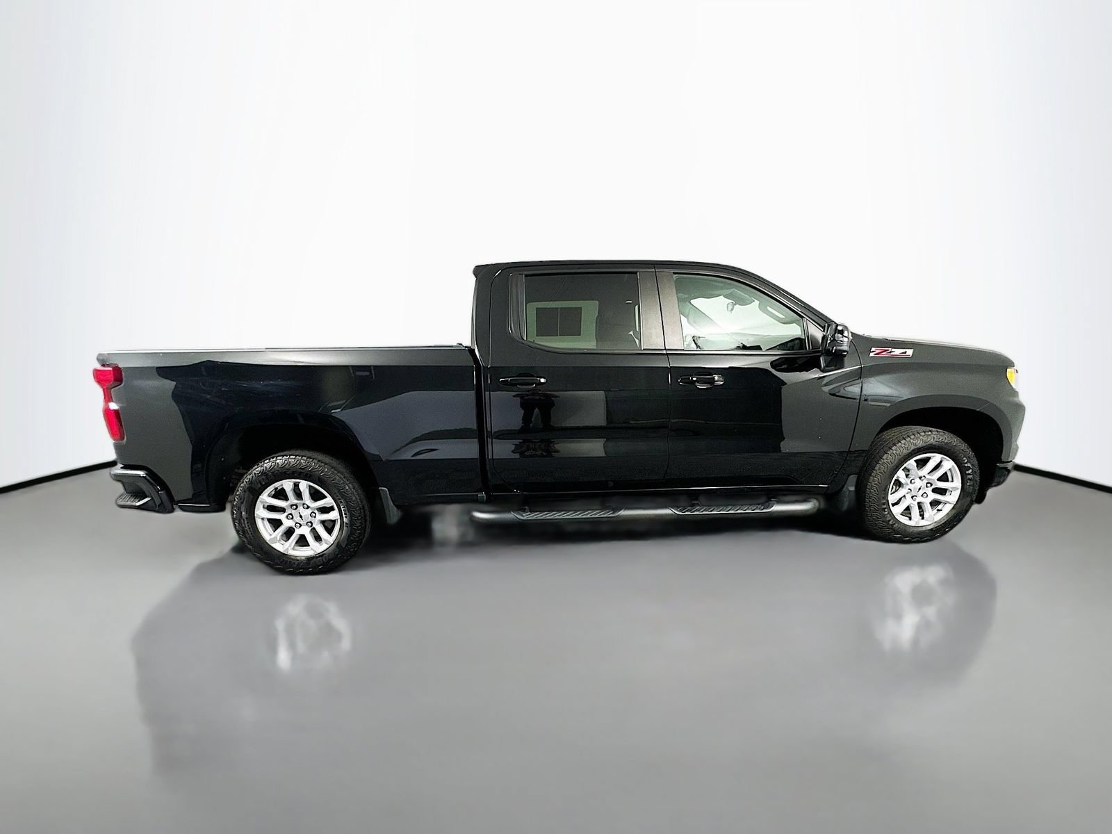 Used 2022 Chevrolet Silverado 1500 RST w/ Convenience Package II AWD/4WD image 8
