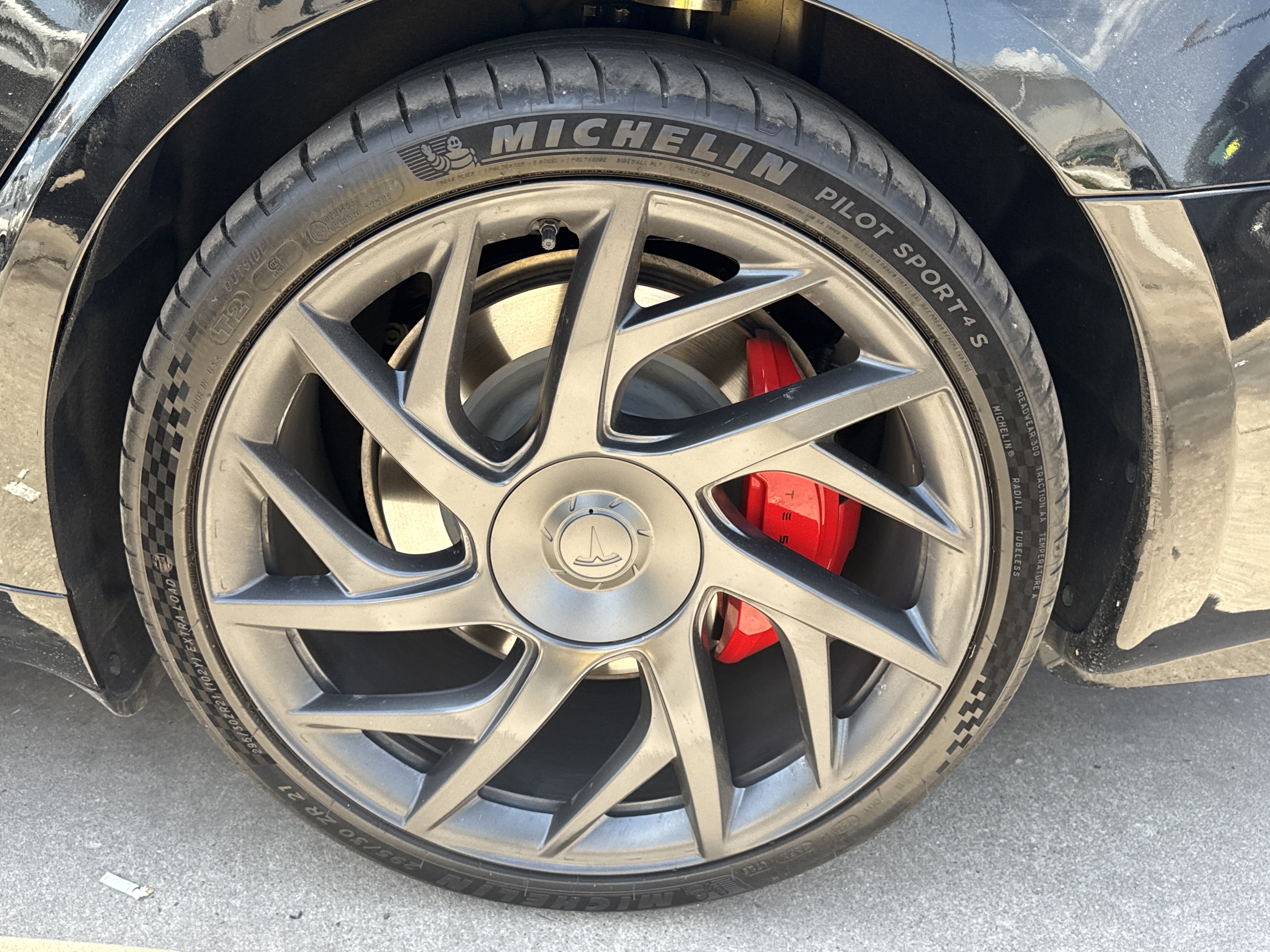 Used 2026 Tesla Model S Plaid AWD/4WD image 7