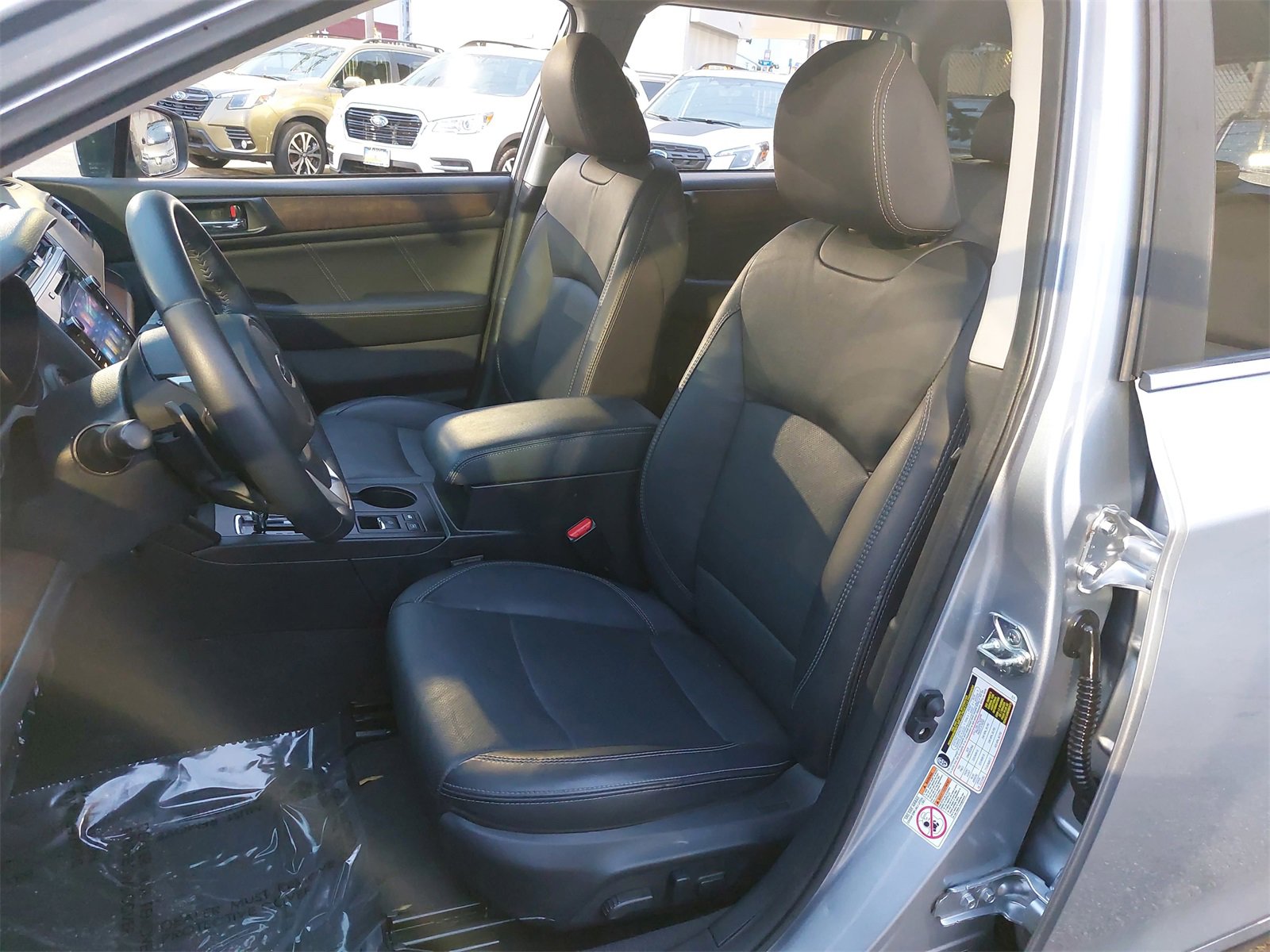 Used 2018 Subaru Outback 2.5i Limited image 15