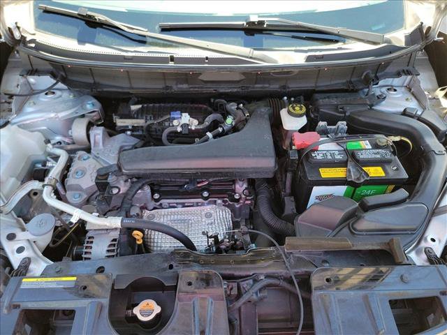 Used 2015 Nissan Rogue S FWD image 27