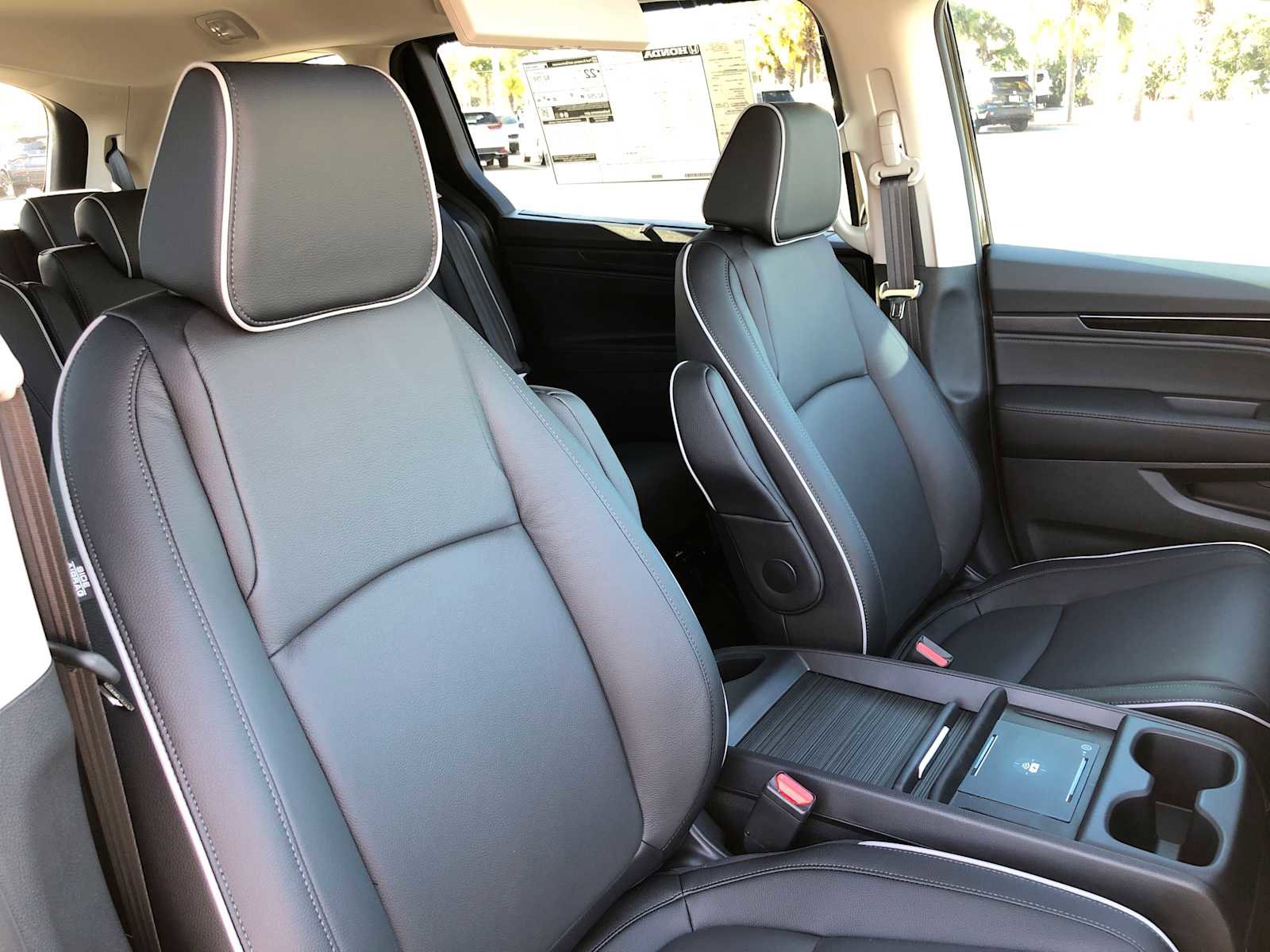 New 2026 Honda Odyssey Touring image 27
