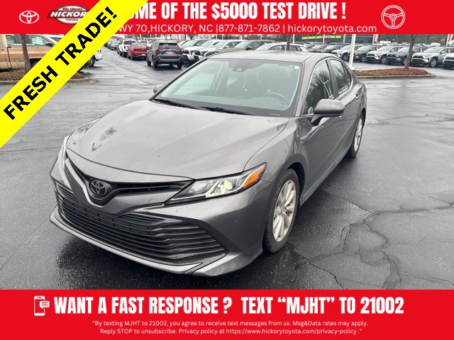 Used 2019 Toyota Camry LE image 1