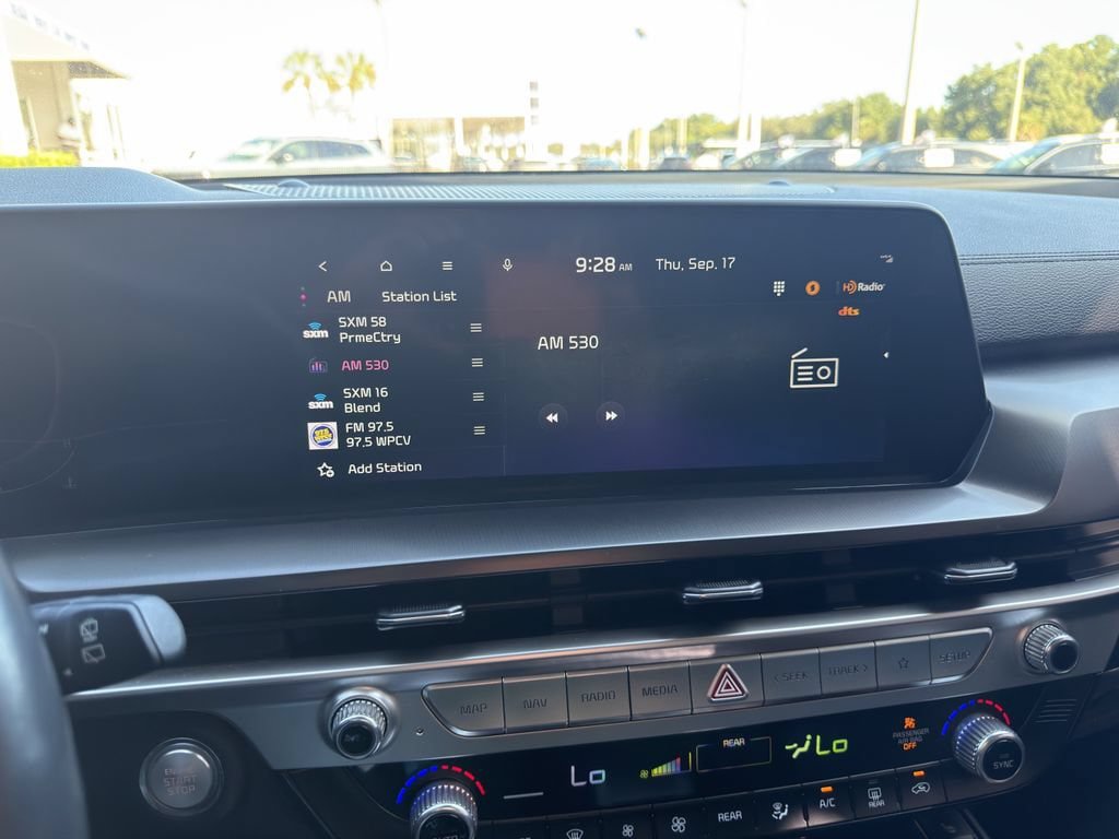 Certified 2023 Kia Telluride S w/ S Sunroof Package AWD/4WD image 28