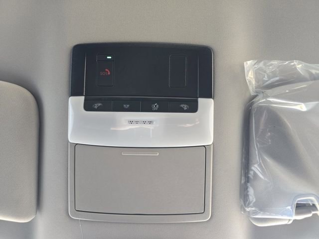 New 2026 Nissan Pathfinder SV image 7