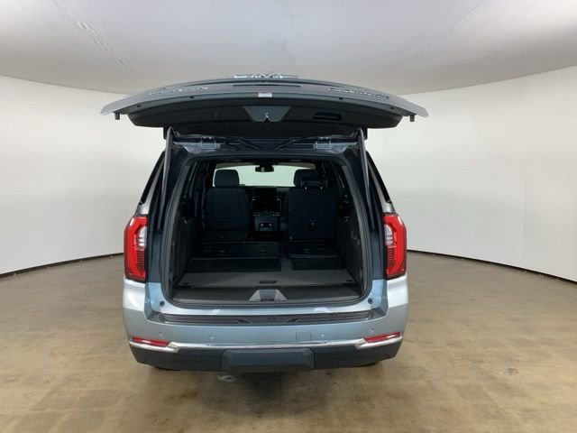 Used 2025 GMC Yukon Elevation w/ LPO, Floor Liner Package image 12
