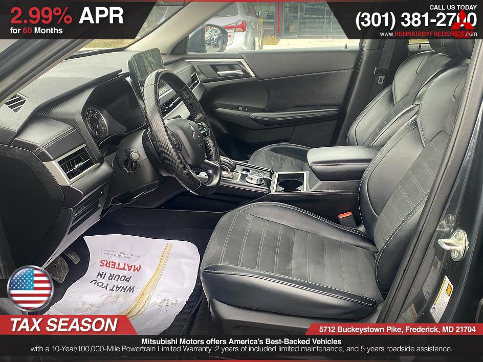 Used 2024 Mitsubishi Outlander SE image 11