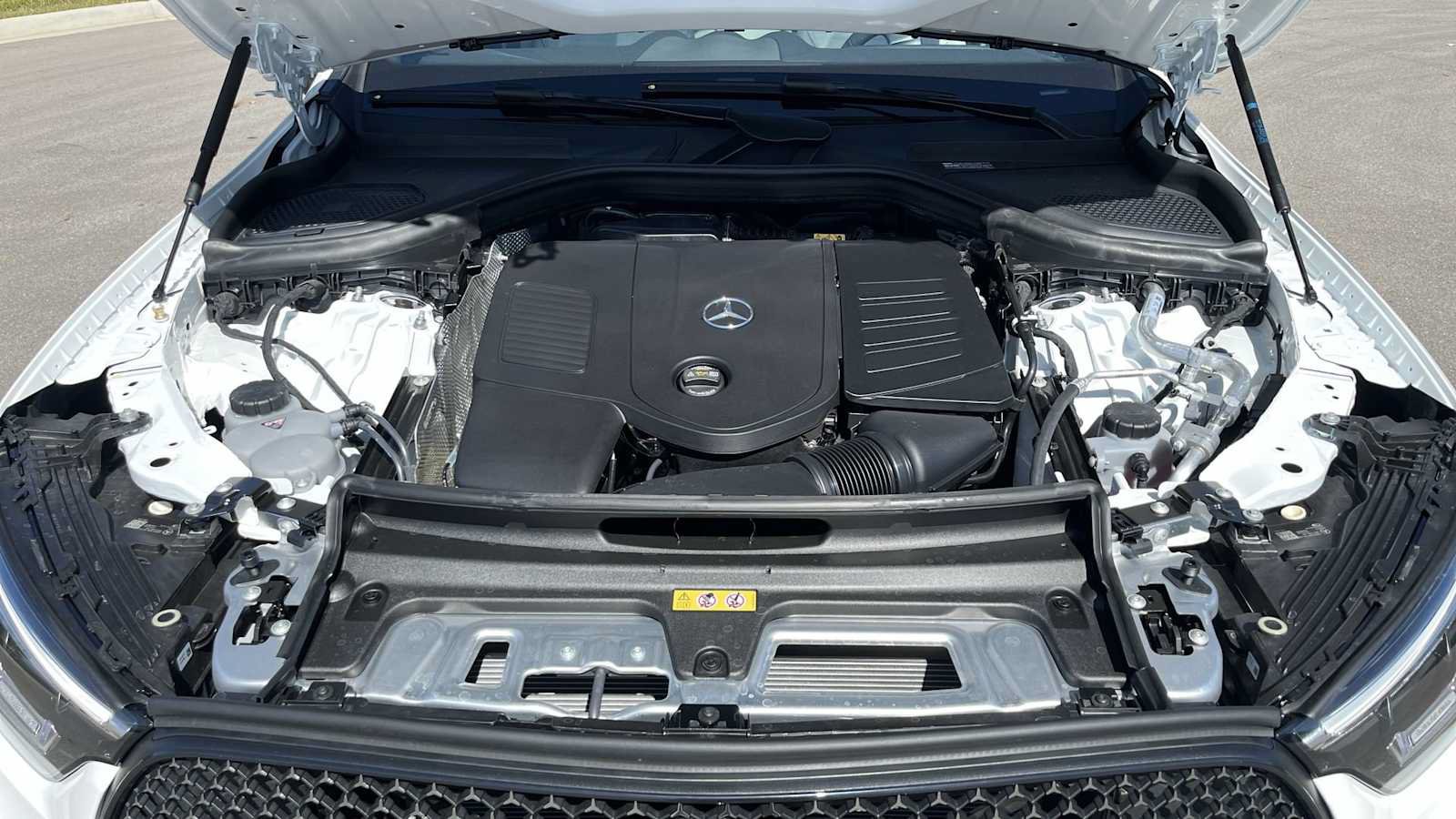 Used 2027 Mercedes-Benz GLC 300 4MATIC image 26