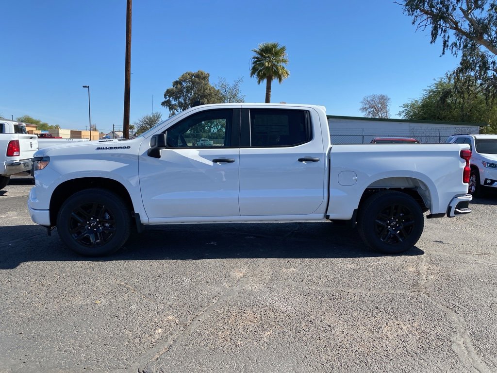 New 2026 Chevrolet Silverado 1500 Custom image 3