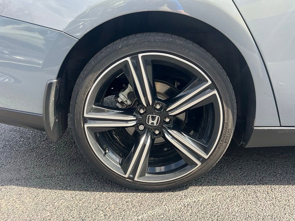 Used 2023 Honda Accord Sport image 5