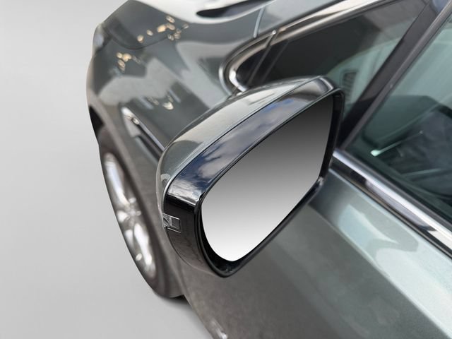Used 2024 Buick Enclave Avenir w/ Avenir Technology Package AWD/4WD image 10