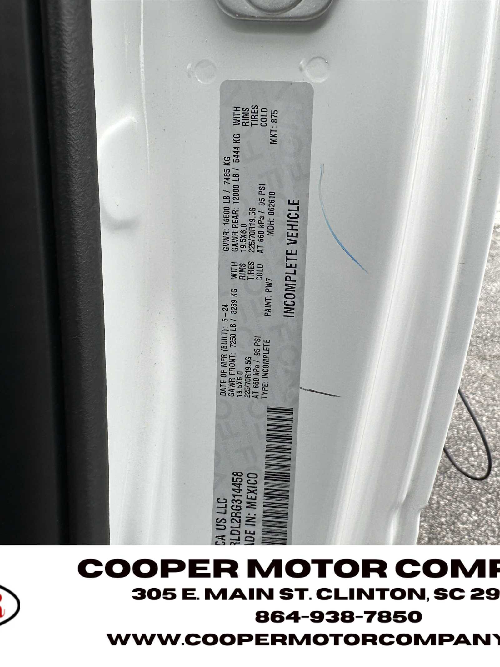 Used 2024 RAM 4500 Tradesman image 26