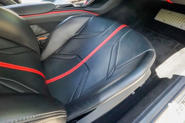 Used 2018 Ferrari 812 Superfast RWD image 73
