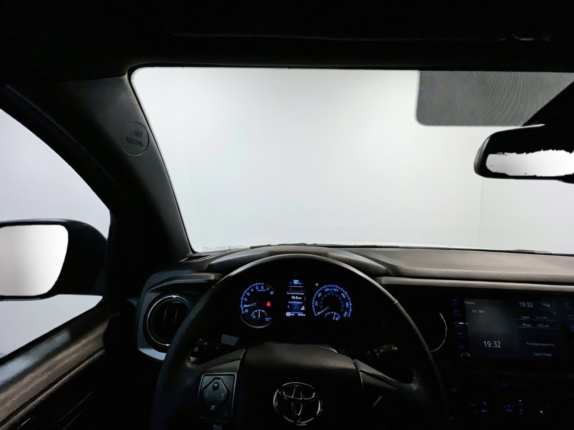 Used 2022 Toyota Tacoma TRD Off-Road w/ Technology Package AWD/4WD image 7