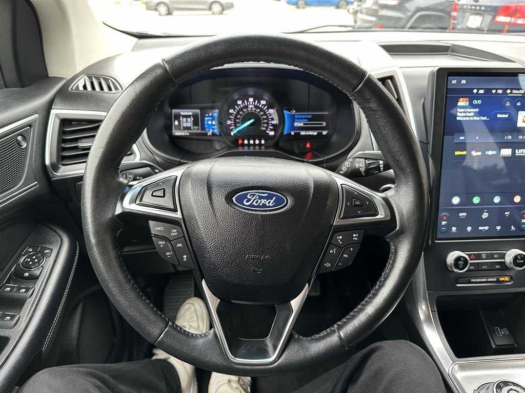 Used 2022 Ford Edge Titanium w/ Equipment Group 301A image 31