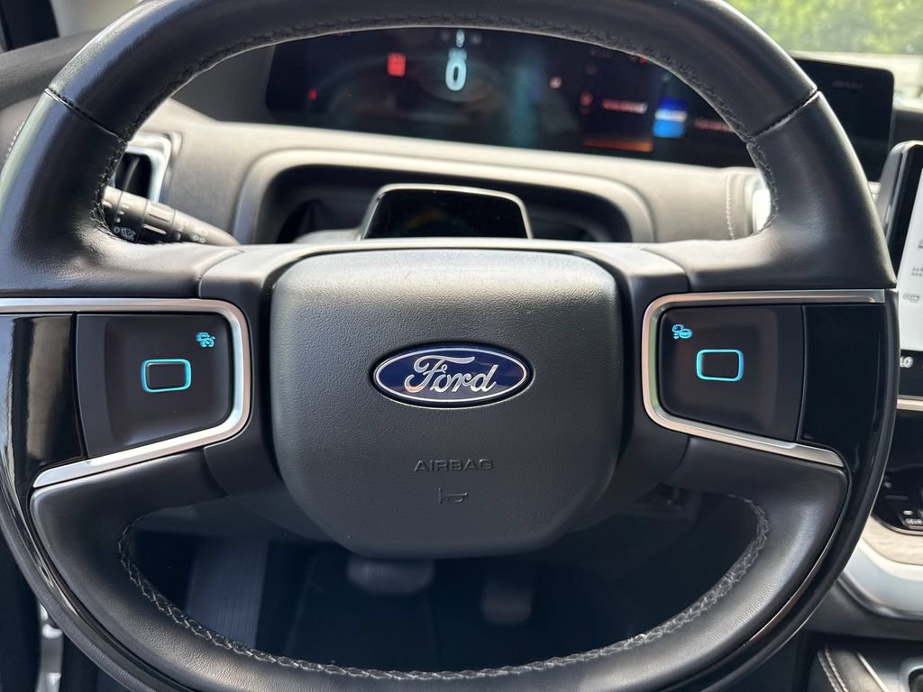 Used 2025 Ford Expedition Max Platinum AWD/4WD image 24