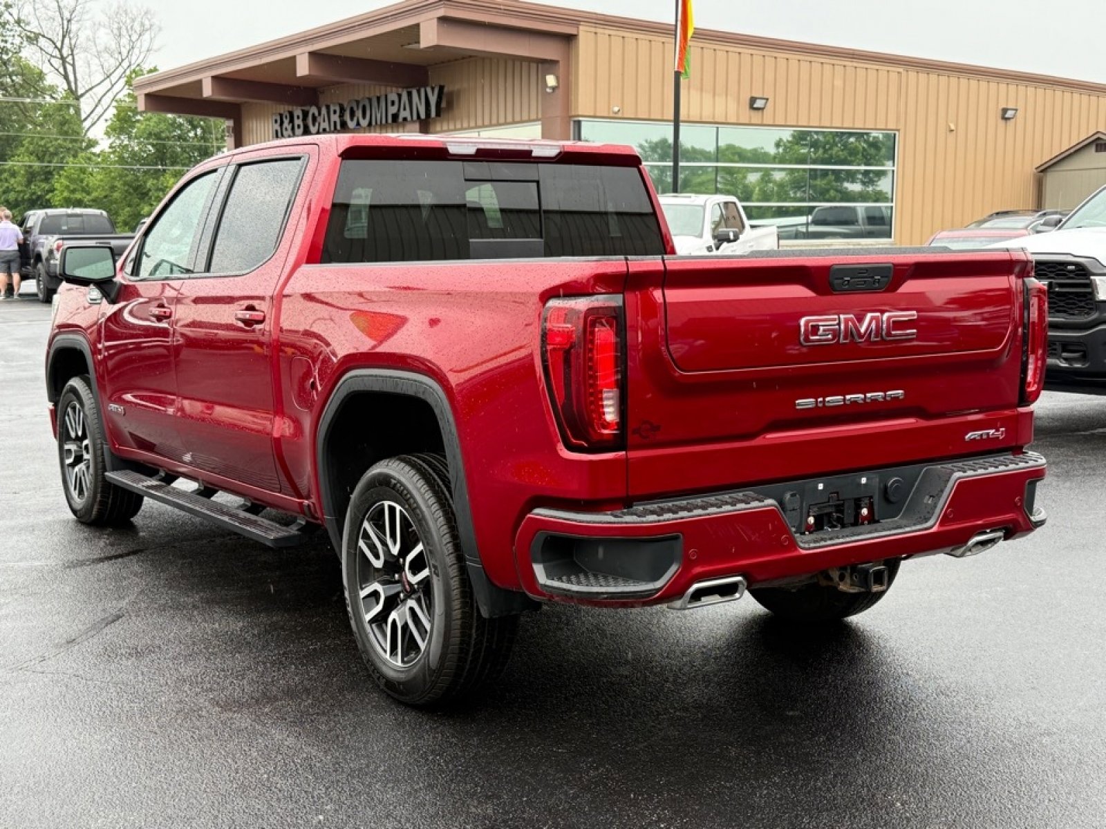 Used 2021 GMC Sierra 1500 AT4 w/ AT4 Preferred Package image 6