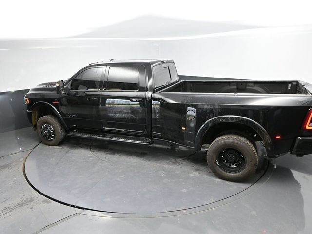 Used 2024 RAM 3500 Limited w/ Night Edition AWD/4WD image 44