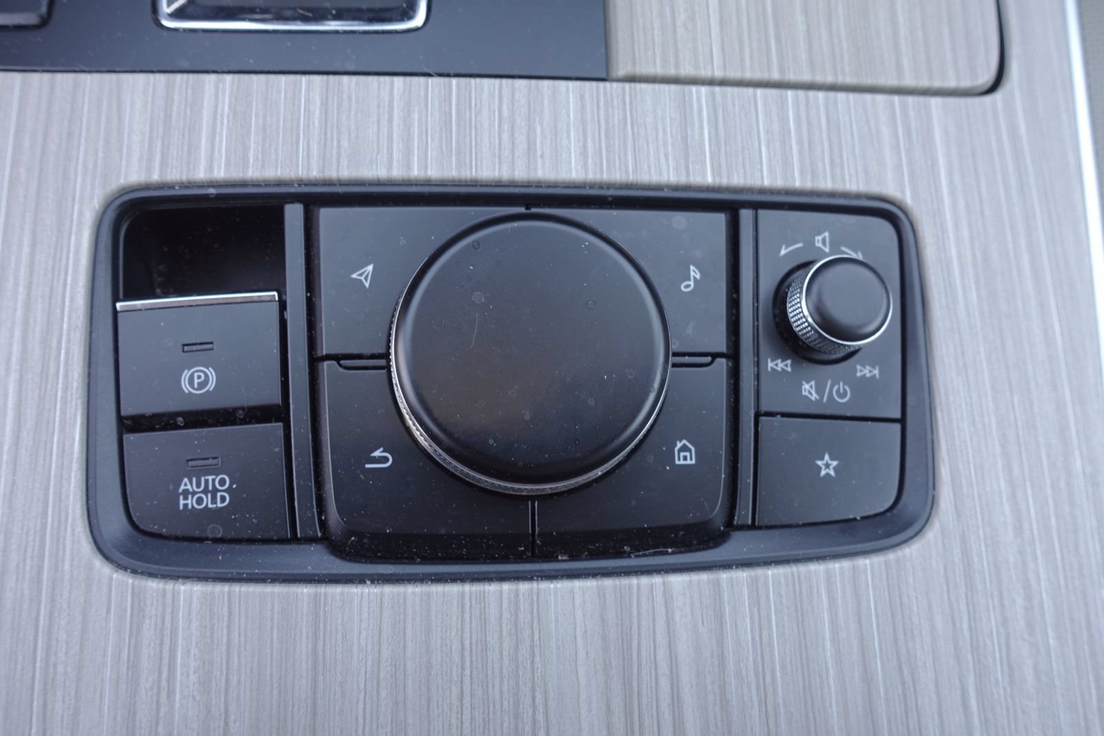 Certified 2024 MAZDA CX-90 Plug-In Hybrid w/ Preferred AWD/4WD image 23