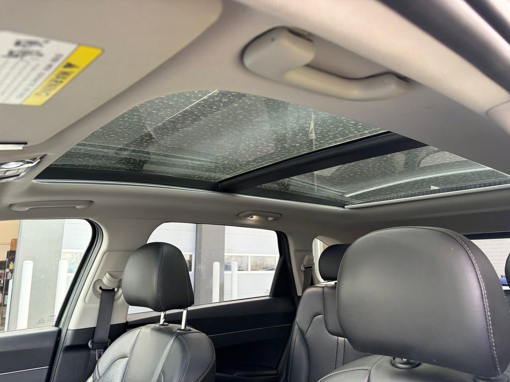 Used 2023 Kia Sorento S w/ Panoramic Sunroof Package image 25