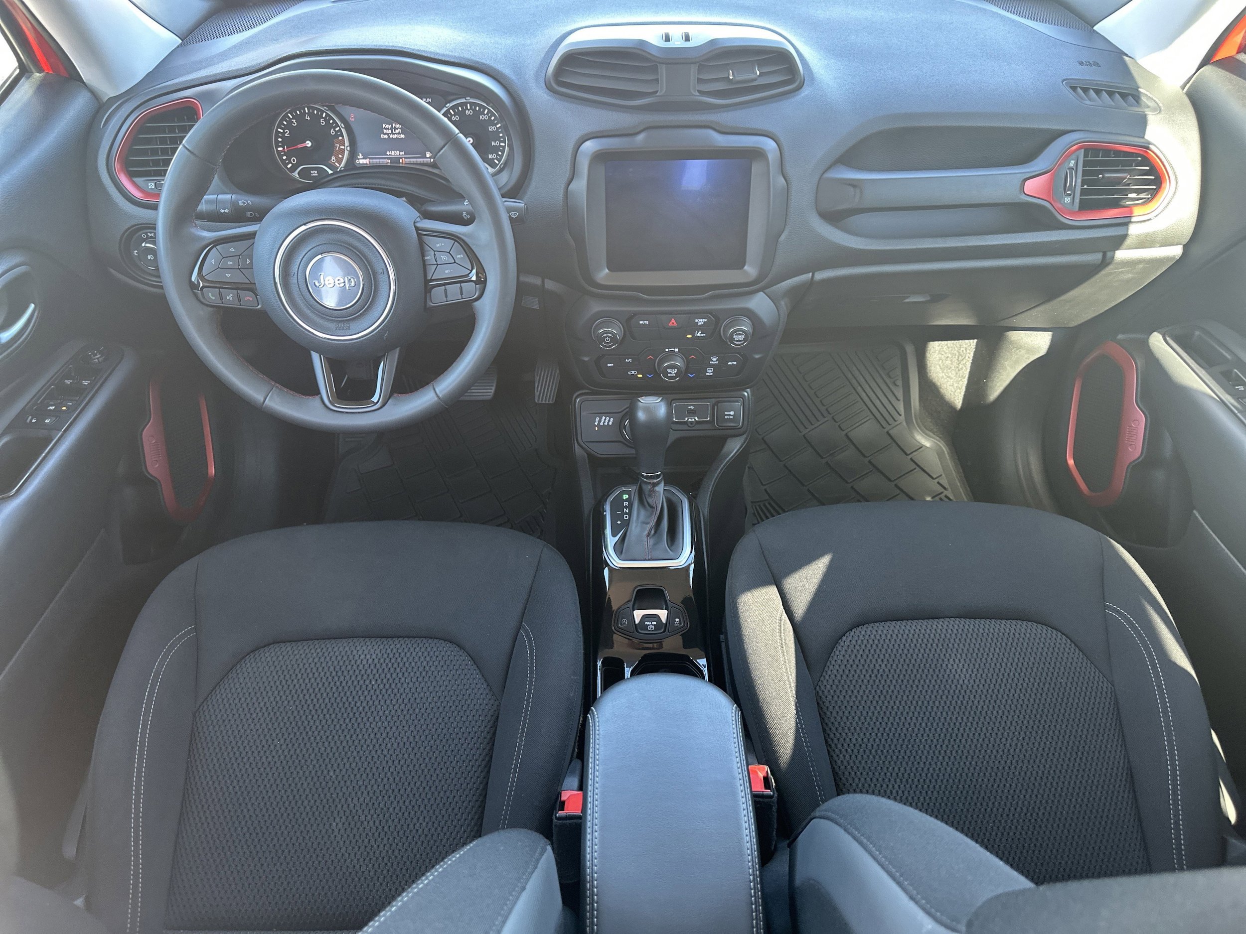 Used 2022 Jeep Renegade Latitude image 22