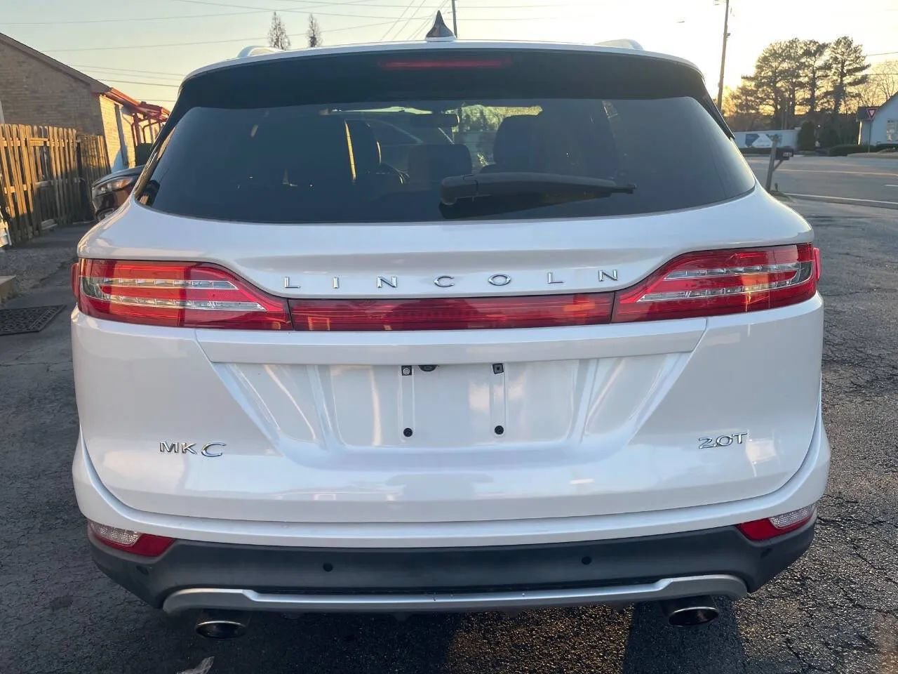 Used 2017 Lincoln MKC Premiere FWD image 7
