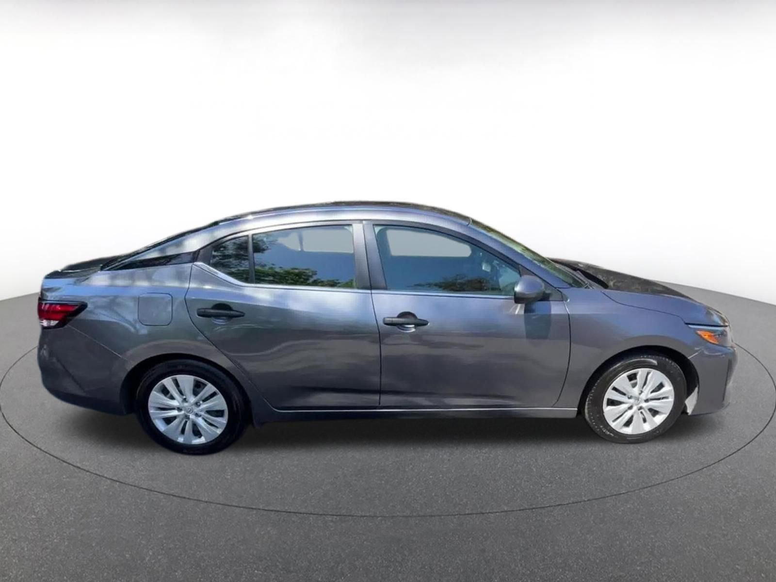 Used 2025 Nissan Sentra S FWD image 15