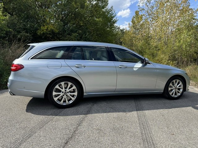 Used 2018 Mercedes-Benz E 400 4MATIC Wagon image 5