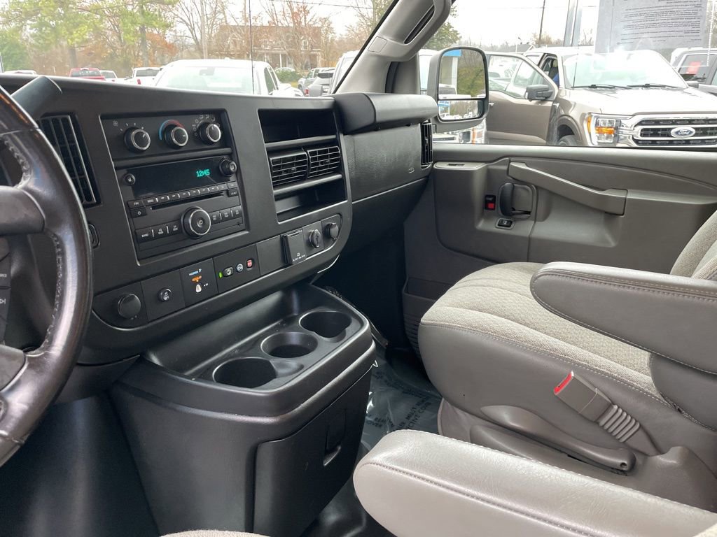 Used 2020 Chevrolet Express 2500 LS w/ Driver Convenience Package image 24