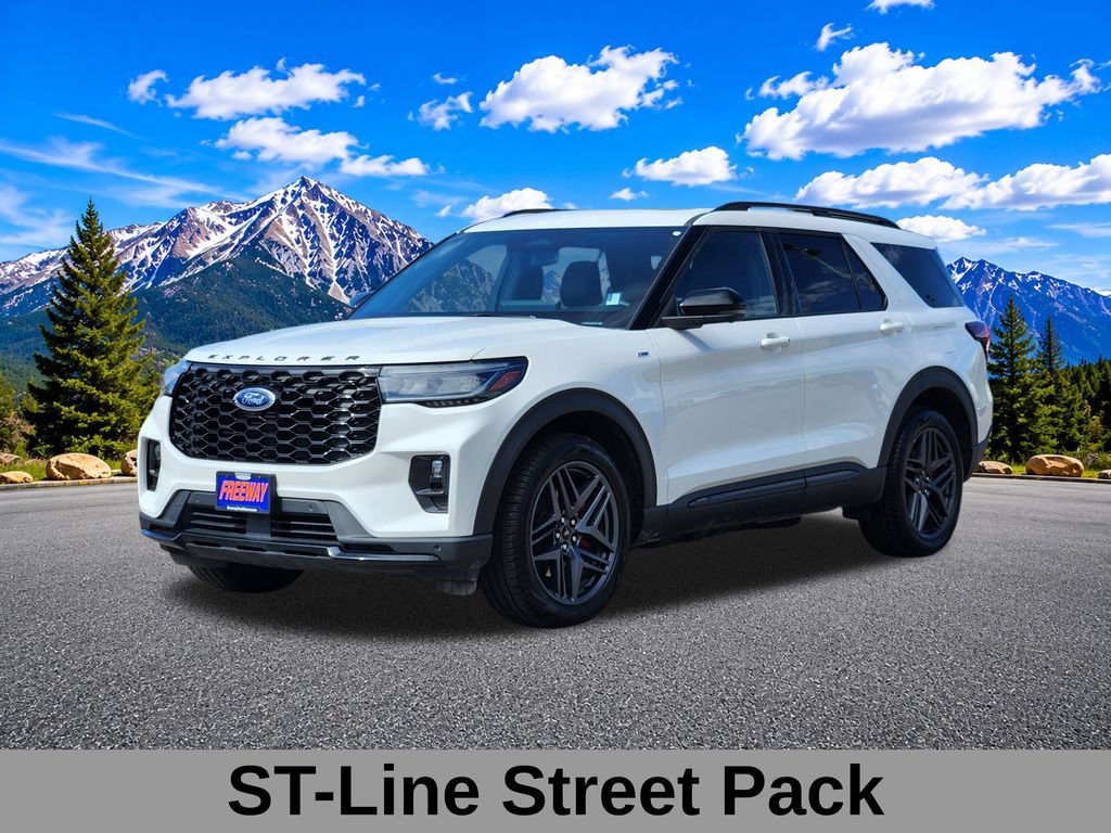 Used 2025 Ford Explorer ST-Line w/ Premium Package AWD/4WD image 6
