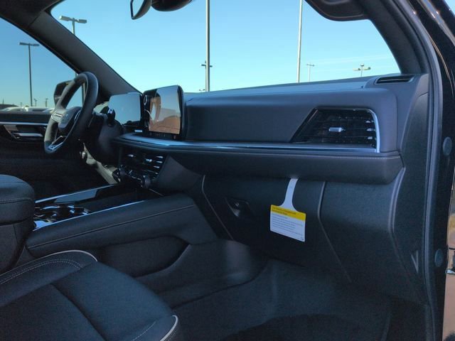 New 2026 Chevrolet Suburban Premier w/ Sun And Tow Package image 28