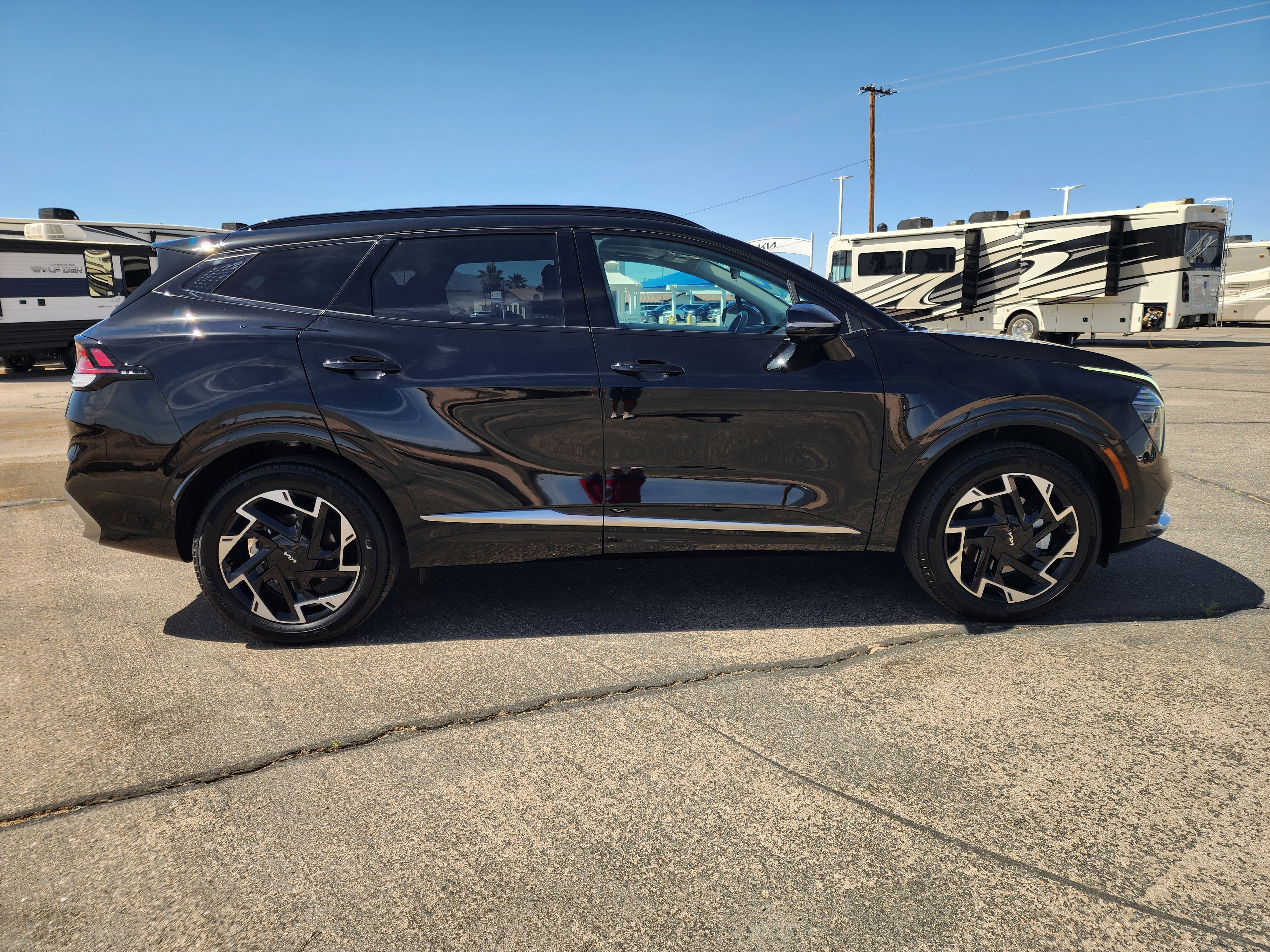 Used 2024 Kia Sportage SX AWD/4WD image 4