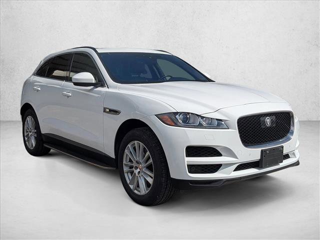 Used 2019 Jaguar F-PACE Prestige image 3