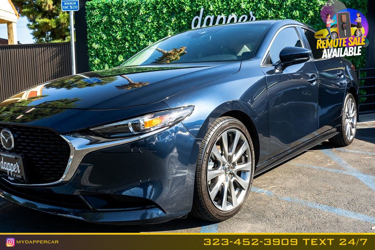 Used 2021 MAZDA MAZDA3 s FWD image 2
