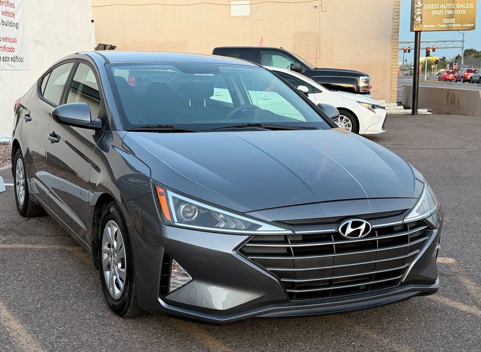 Used 2019 Hyundai Elantra SE w/ Winter Weather Package image 15
