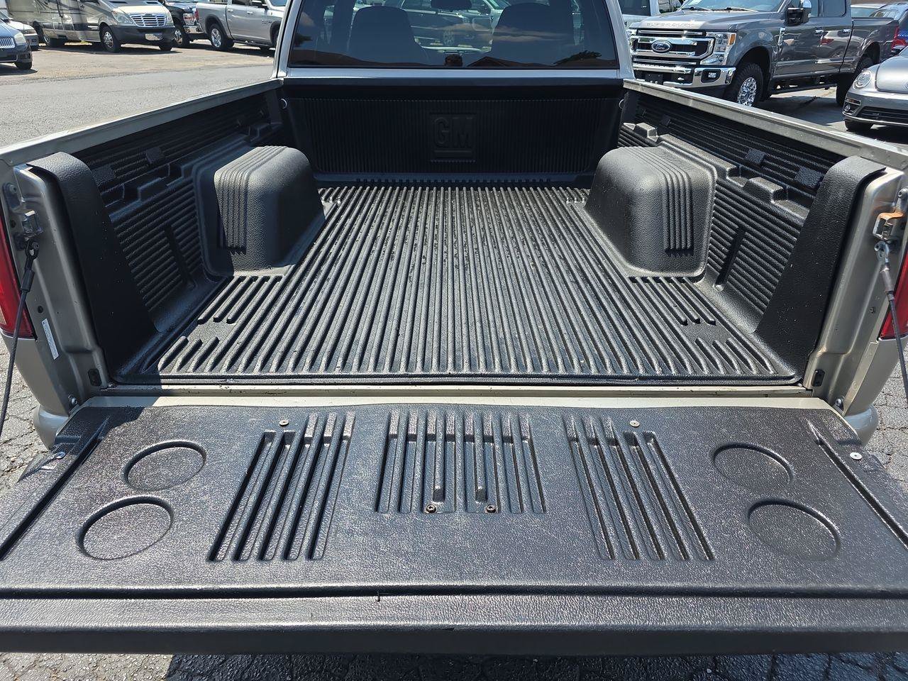 Used 2003 GMC Sonoma SLS RWD image 15