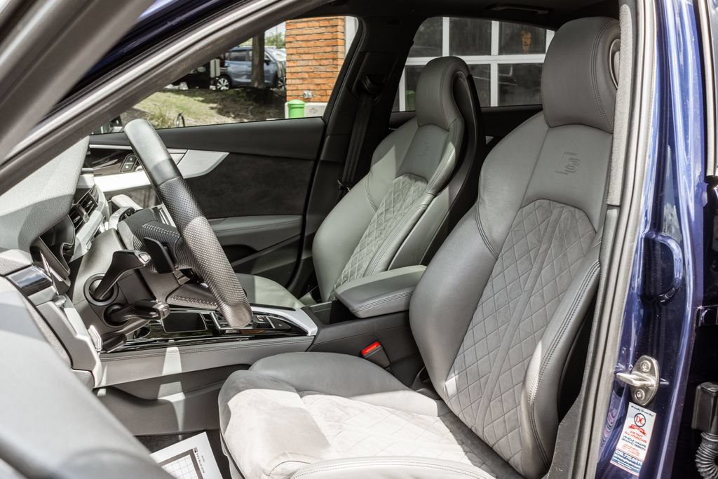 Used 2020 Audi S4 Premium Plus w/ Premium Plus Package AWD/4WD image 6