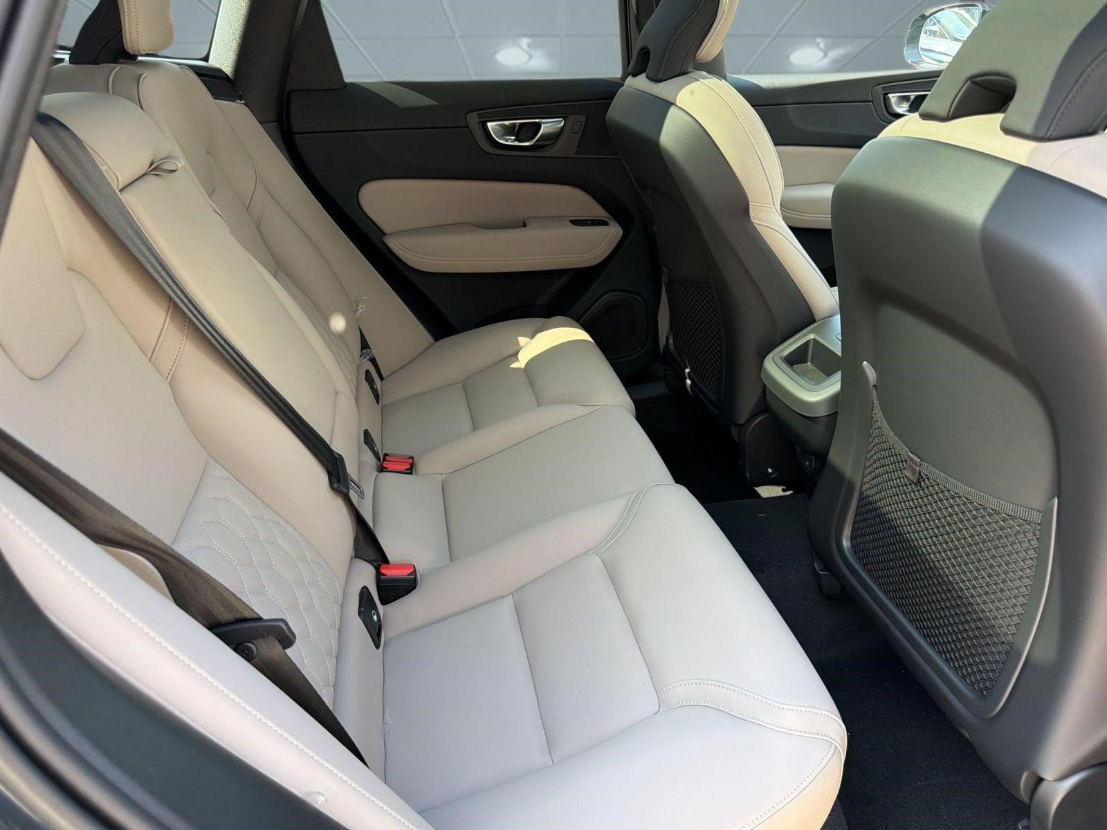 New 2026 Volvo XC60 B5 Plus w/ Protection Package Premier AWD/4WD image 30