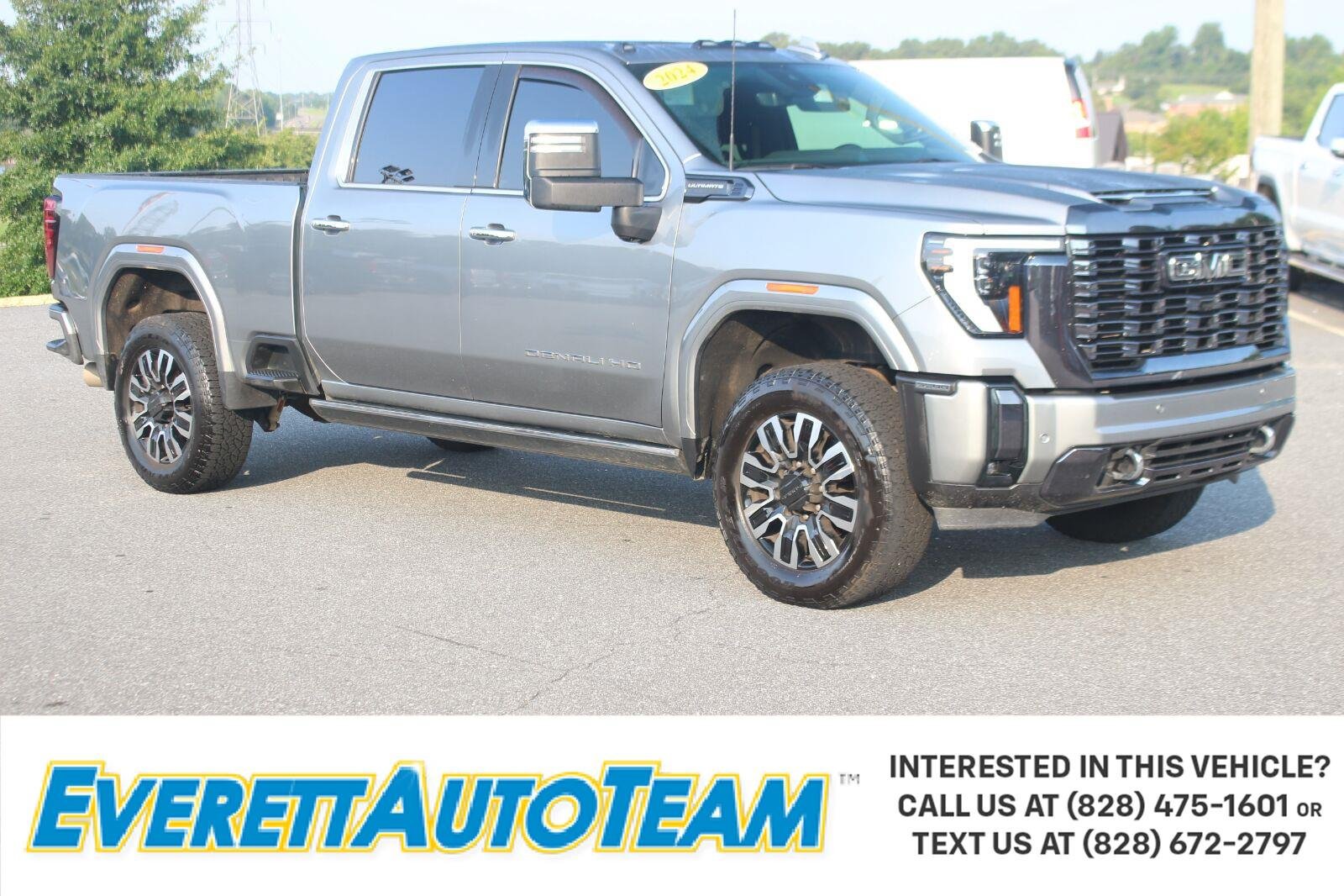 Used 2024 GMC Sierra 3500 Denali Ultimate AWD/4WD image 1