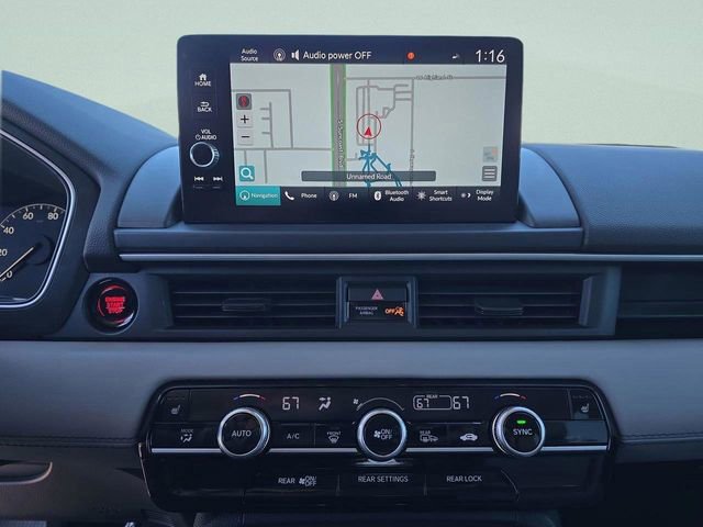 Used 2025 Honda Pilot Touring image 18