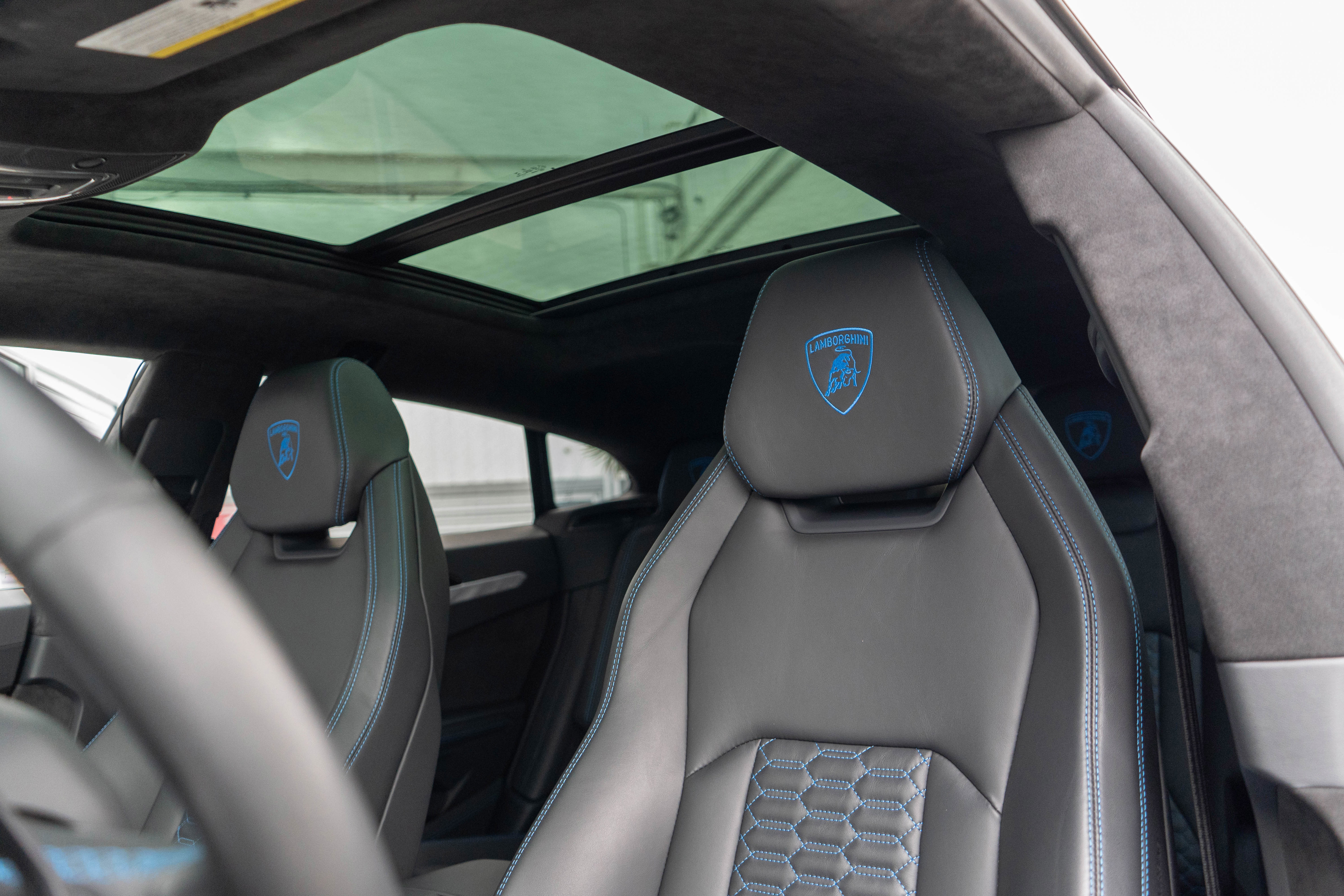 Used 2021 Lamborghini Urus image 9