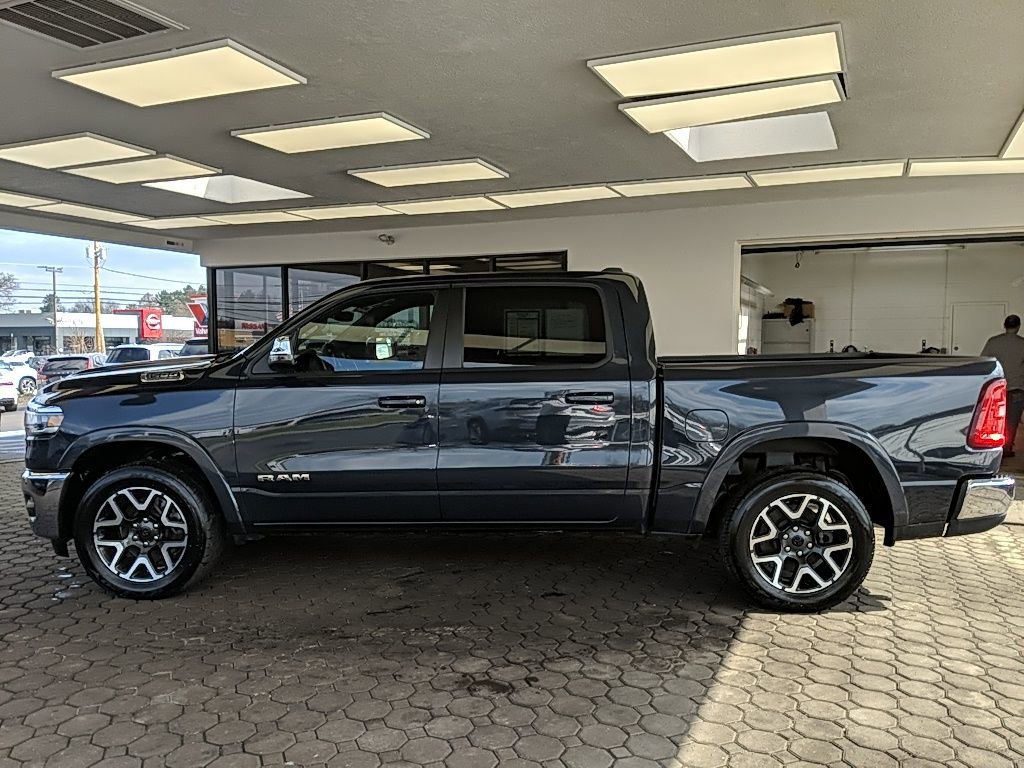 Used 2025 RAM 1500 Laramie image 10