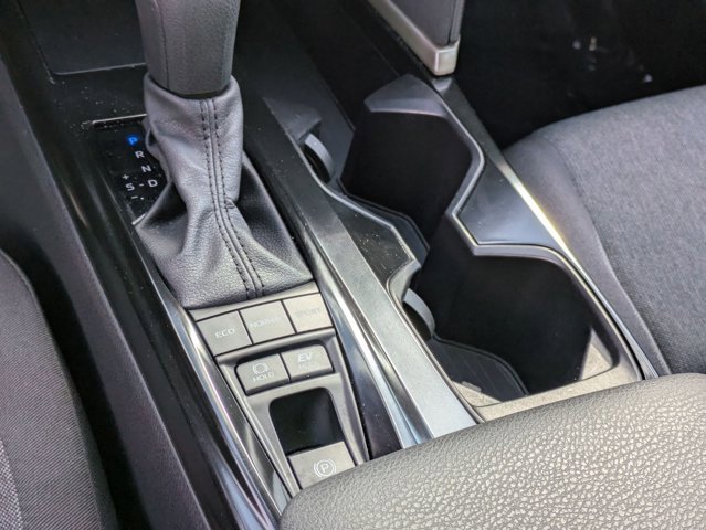 Used 2025 Toyota Camry LE image 16