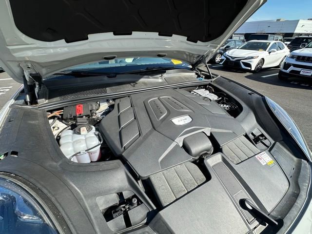 Used 2023 Porsche Cayenne S Platinum image 15