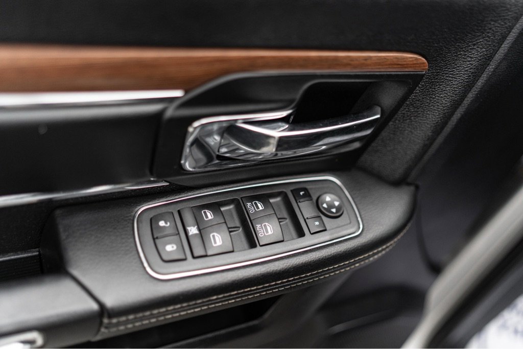 Used 2013 RAM 3500 Laramie w/ Convenience Group image 20