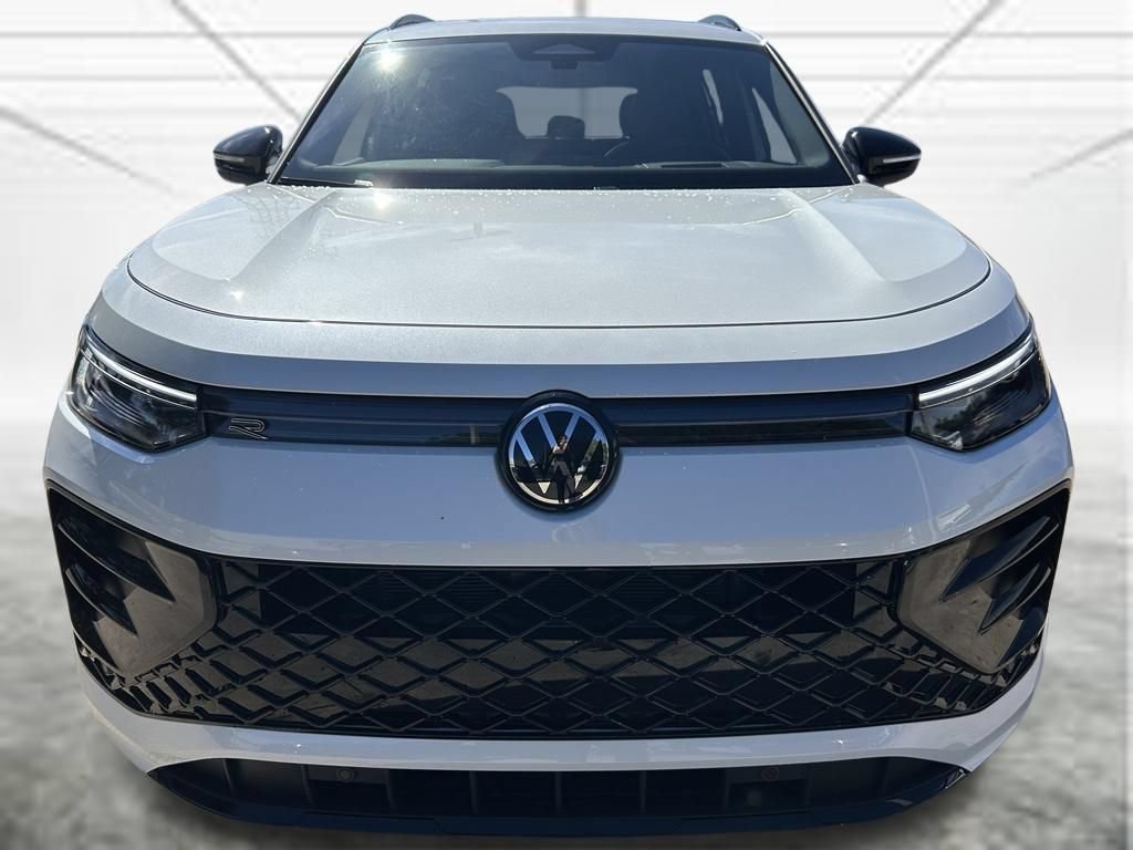 New 2026 Volkswagen Tiguan SE R-Line FWD image 8