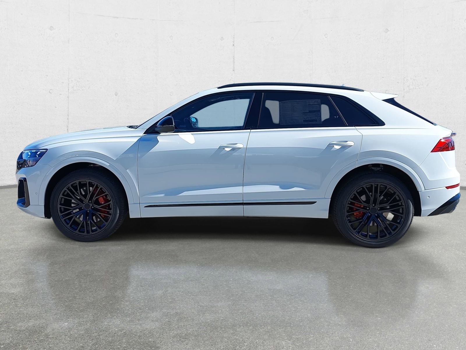 New 2026 Audi SQ8 Prestige image 8