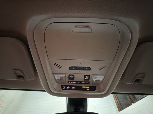 Used 2017 GMC Acadia Denali w/ Technology Package image 22